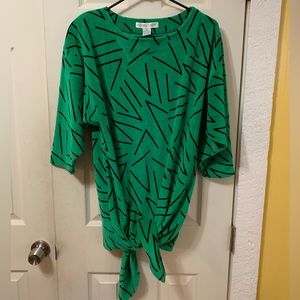 True vintage batwing tunic with funky 80’s print